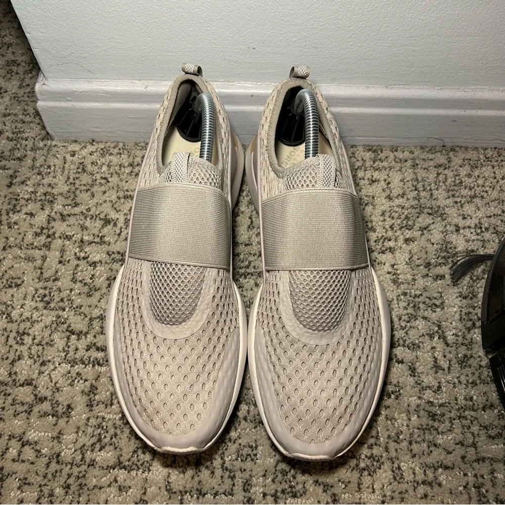 Sorel Dove & Moonstone Kinetic Impact II Strap Shoes Size 11